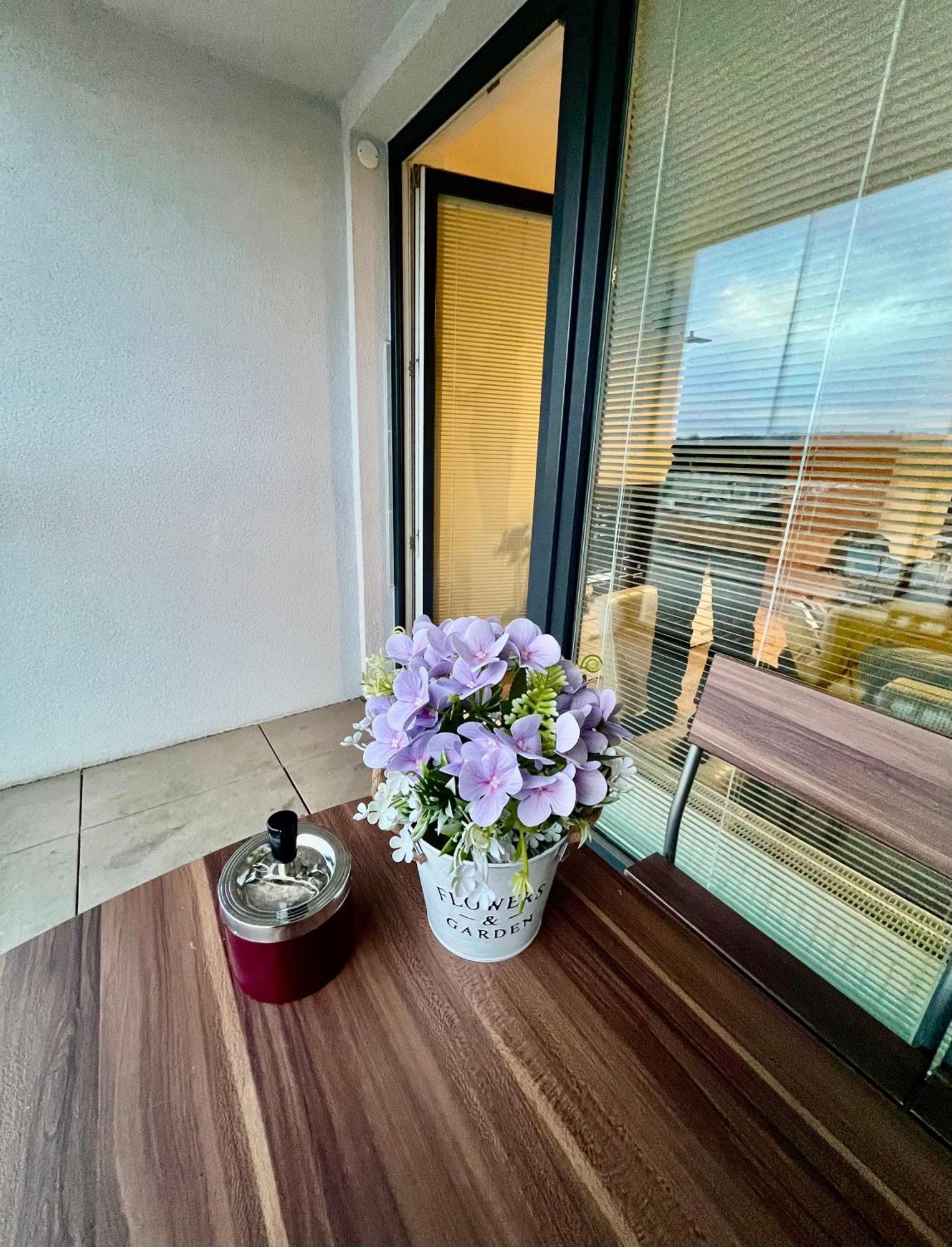 Tomas Apartment,free Parking-02 Arena Prague